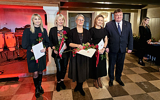 Pracownicy socjalni wyróżnieni przez prezydenta Elbląga z okazji ich święta